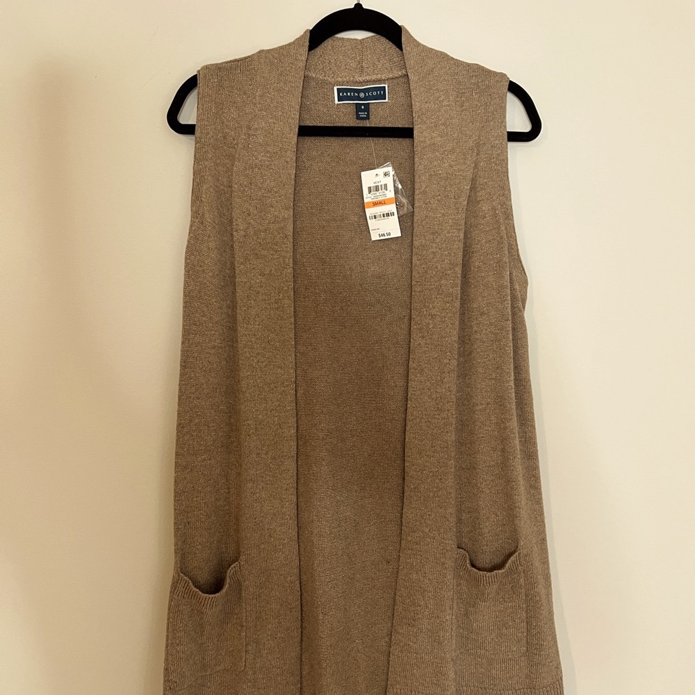 NWT- Karen Scott Cardigan